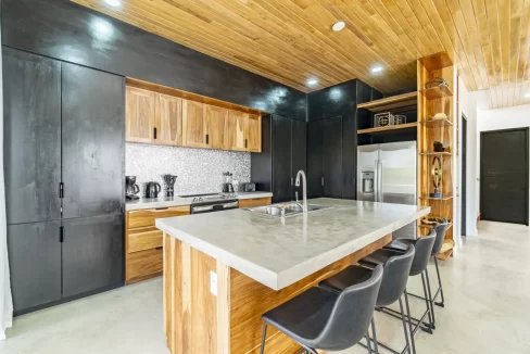 Kitchen-and-Island-House-1-Street-7-Double-Wheelhouse-scaled