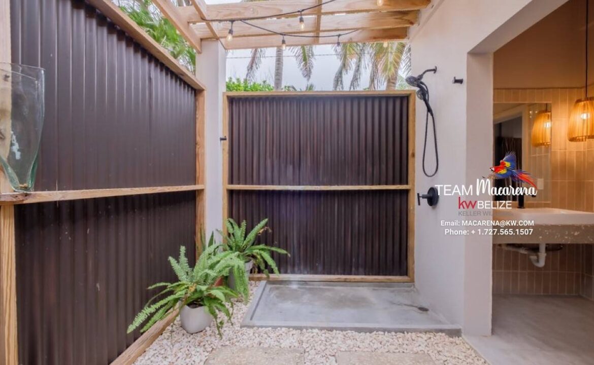 Le-Reve-Four-Bedroom-Home-with-Casita36-1170x785