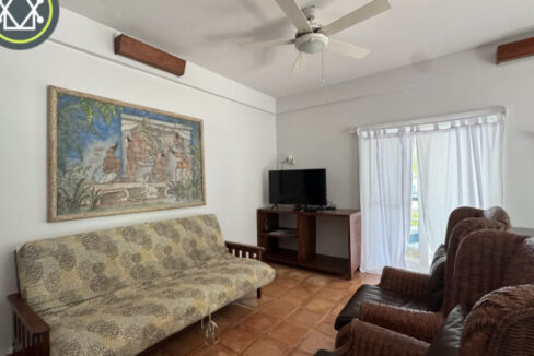 PC0005-living-area-painted-walls-scaled-1740x960-c-center