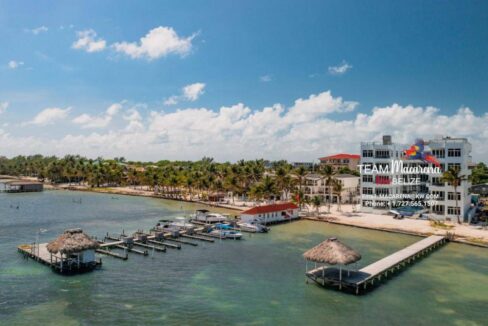 Seafront-2-Bed-3-Bath-Residence11-1170x785