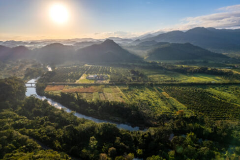 Sleeping-Giant-Sibun-River-Valley