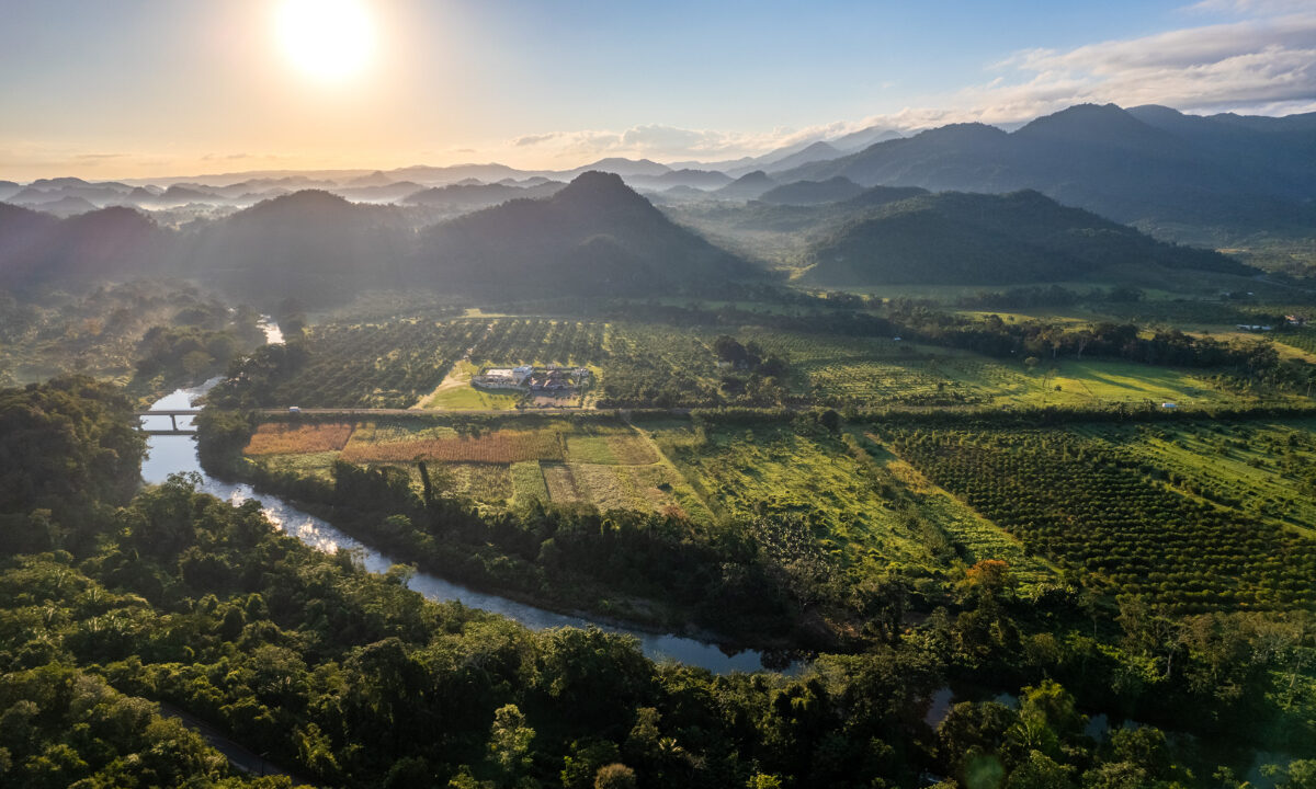 Sleeping-Giant-Sibun-River-Valley