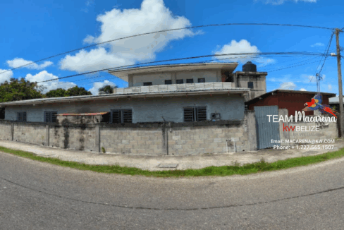 Two-Story-Concrete-Building-Orange-Wal5-1170x673