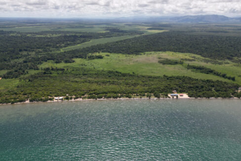 affordable-waterfront-caribbean-property