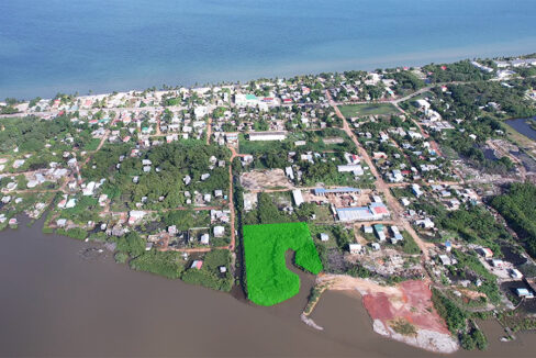 affordable-waterfront-oversized-lot