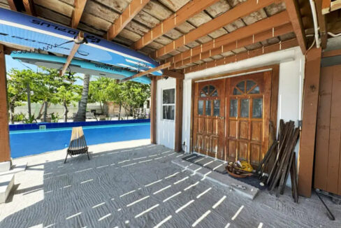 rustic_beachfront_retreat009_caye_caulker_belize