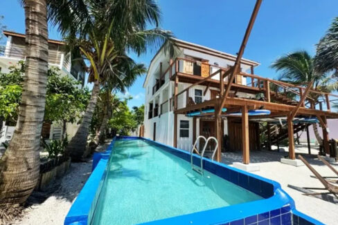 rustic_beachfront_retreat012_caye_caulker_belize