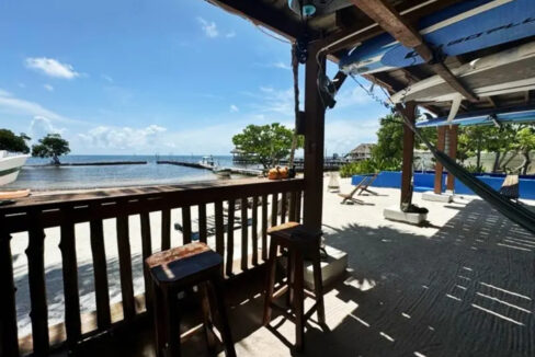 rustic_beachfront_retreat015_caye_caulker_belize