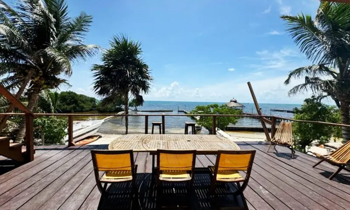 rustic_beachfront_retreat017_caye_caulker_belize