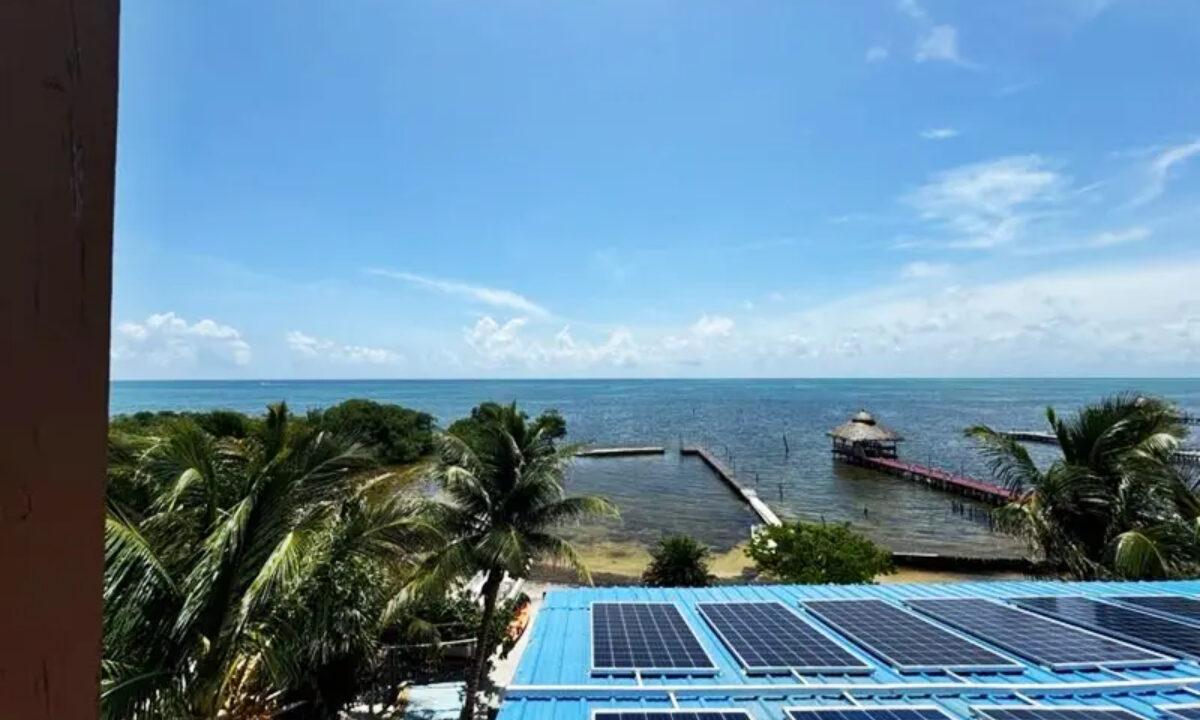 rustic_beachfront_retreat024_caye_caulker_belize