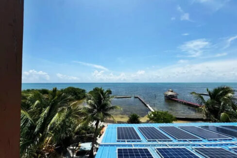 rustic_beachfront_retreat024_caye_caulker_belize
