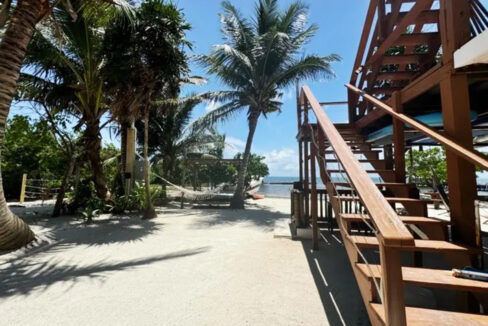 rustic_beachfront_retreat028_caye_caulker_belize