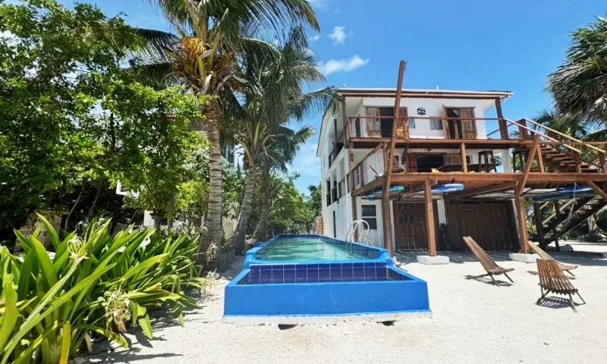 rustic_beachfront_retreat031_caye_caulker_belize