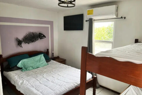 rustic_beachfront_retreat033_caye_caulker_belize