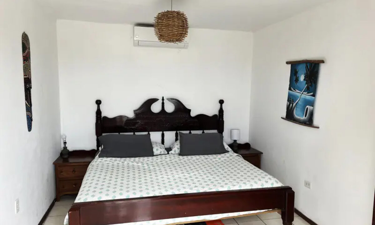 rustic_beachfront_retreat047_caye_caulker_belize