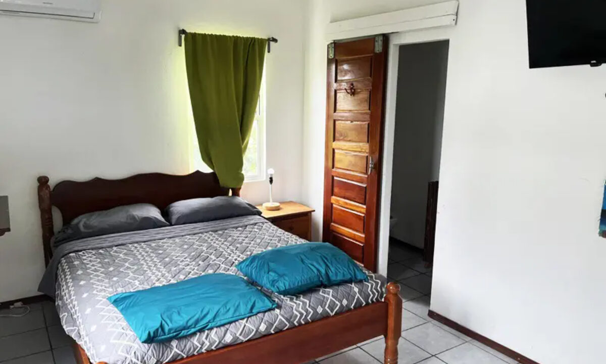 rustic_beachfront_retreat049_caye_caulker_belize
