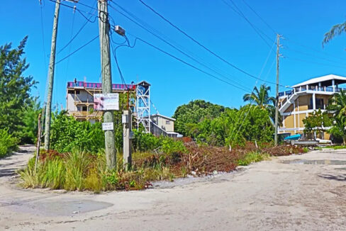solid_residential_lot_1090_020_caye_caulker_belize