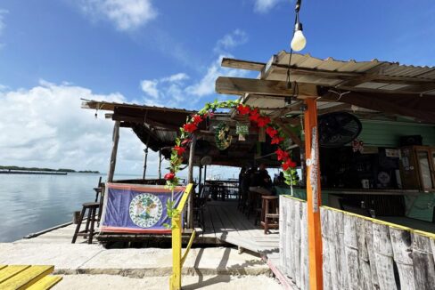 waterfront_in_the_village_103_caye_caulker_belize