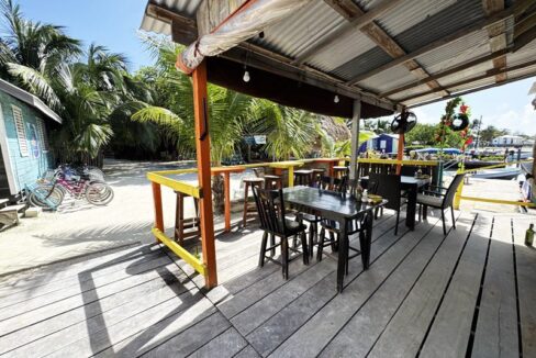 waterfront_in_the_village_119_caye_caulker_belize