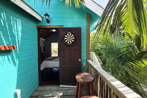 waterfront_in_the_village_137_caye_caulker_belize