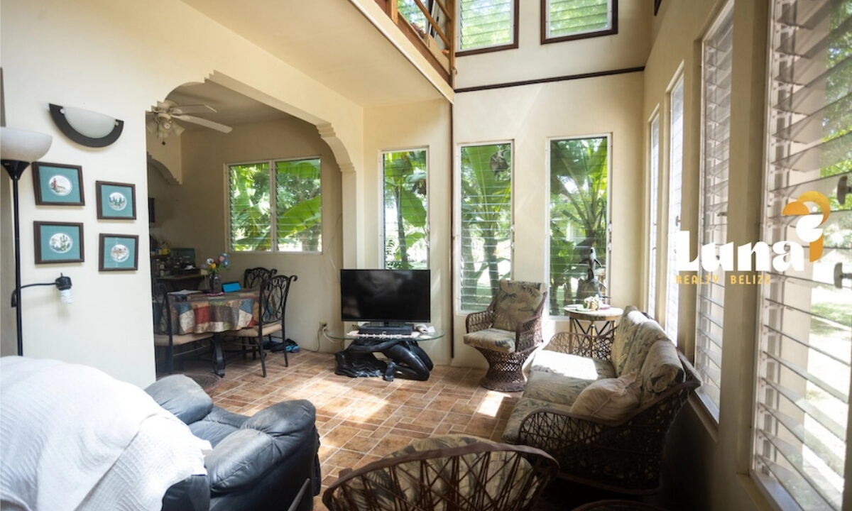 10.-keener-living-room-1