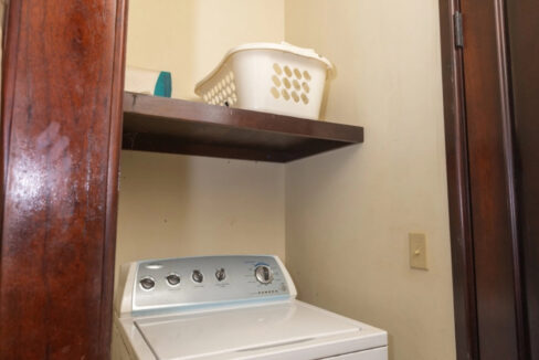 15.-keener-laundry-with-chute-1000x785