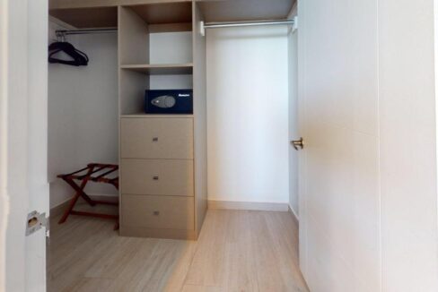 2-501-Bedroom
