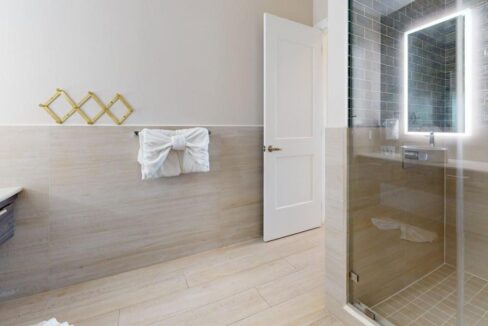 3-505-Bathroom-1