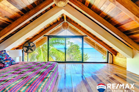 3234_loftbeachview