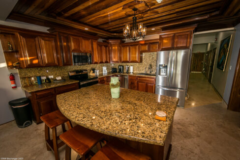 8-Kitchen-scaled