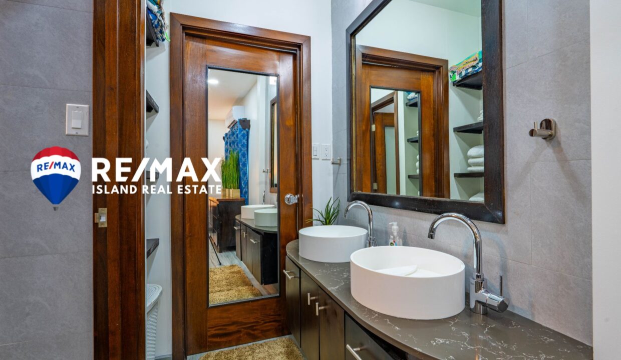 ALAIA-REEF-HOUSE-UNIT-3511-RESIZED-WATERMARKED-12 (1)