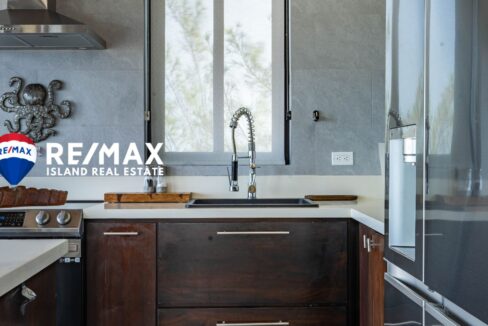 ALAIA-REEF-HOUSE-UNIT-3511-RESIZED-WATERMARKED-9 (1)