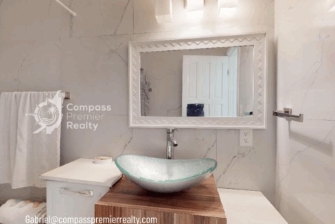 Beachfront-condo-for-sale-Belize-Real-estate-9