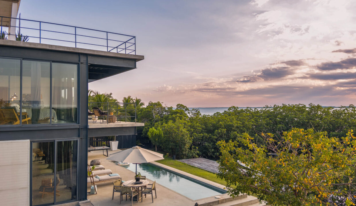 Casa20Balam20Four20Bedroom20Waterfront20Villa20Placencia20Belize-11