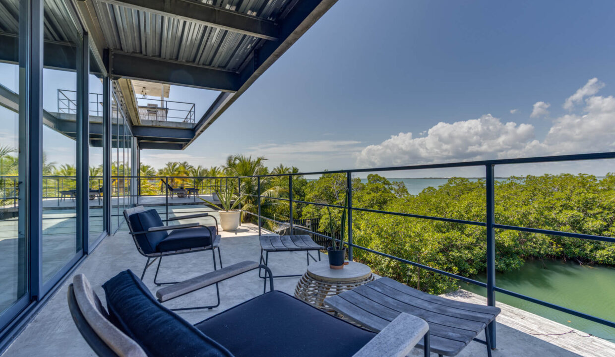 Casa20Balam20Four20Bedroom20Waterfront20Villa20Placencia20Belize-35