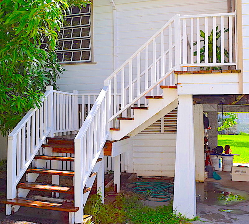 Colonial20Rental20Home20Newtown20Barracks11