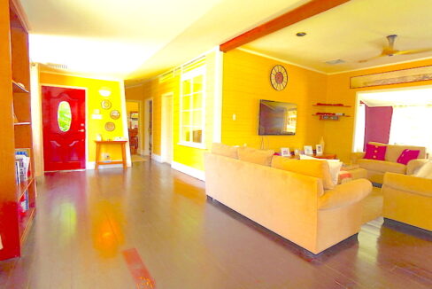 Colonial20Rental20Home20Newtown20Barracks14