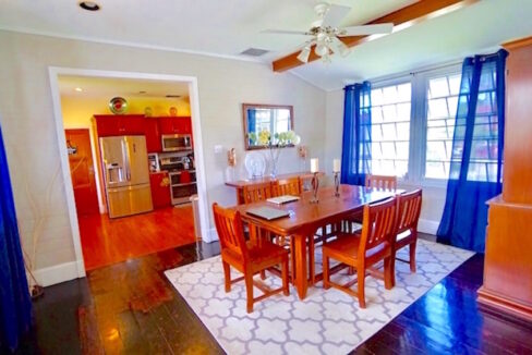Colonial20Rental20Home20Newtown20Barracks18