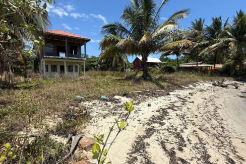Dangriga-beachfront-lot-beach-view-1170x600-c-center