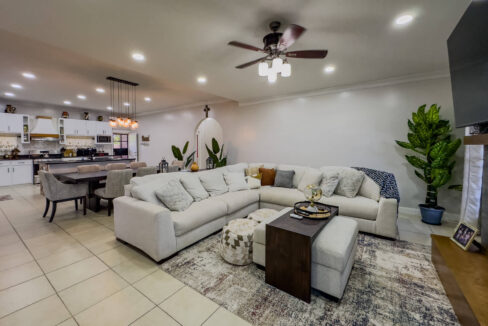 Four20Bedroom20Hillview20Home20Santa20Elena20Cayo2013
