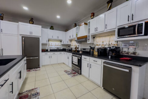 Four20Bedroom20Hillview20Home20Santa20Elena20Cayo2018