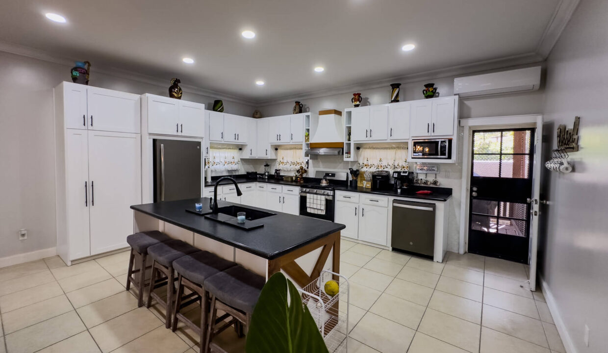 Four20Bedroom20Hillview20Home20Santa20Elena20Cayo2019
