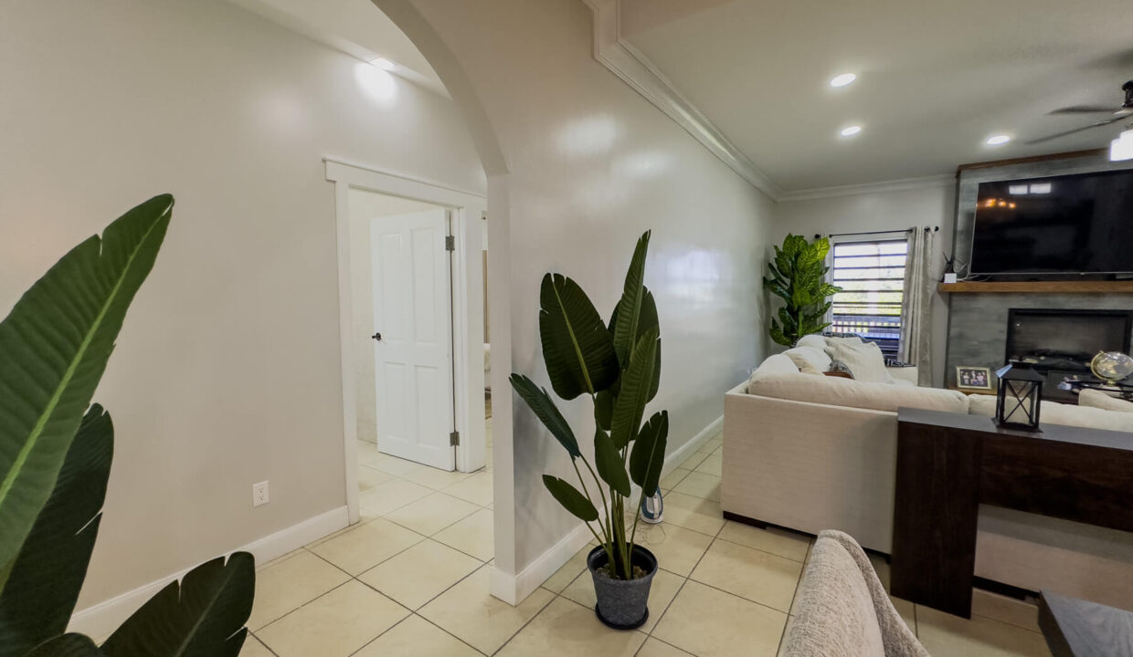 Four20Bedroom20Hillview20Home20Santa20Elena20Cayo2023