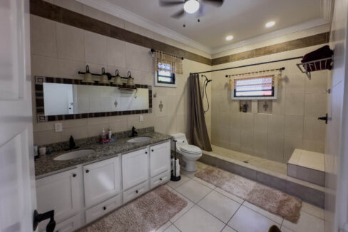 Four20Bedroom20Hillview20Home20Santa20Elena20Cayo2027