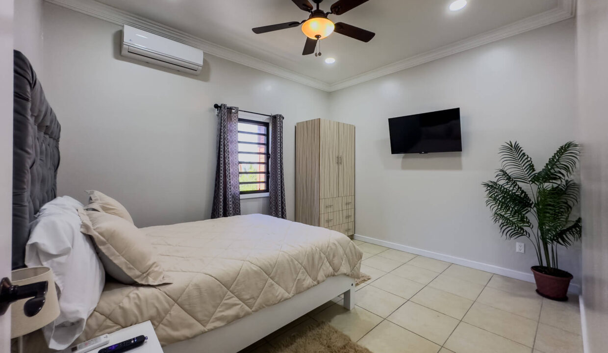 Four20Bedroom20Hillview20Home20Santa20Elena20Cayo2029