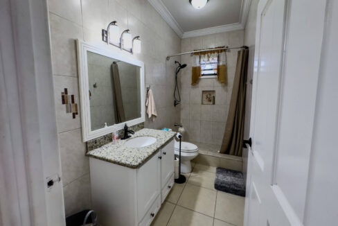 Four20Bedroom20Hillview20Home20Santa20Elena20Cayo2031