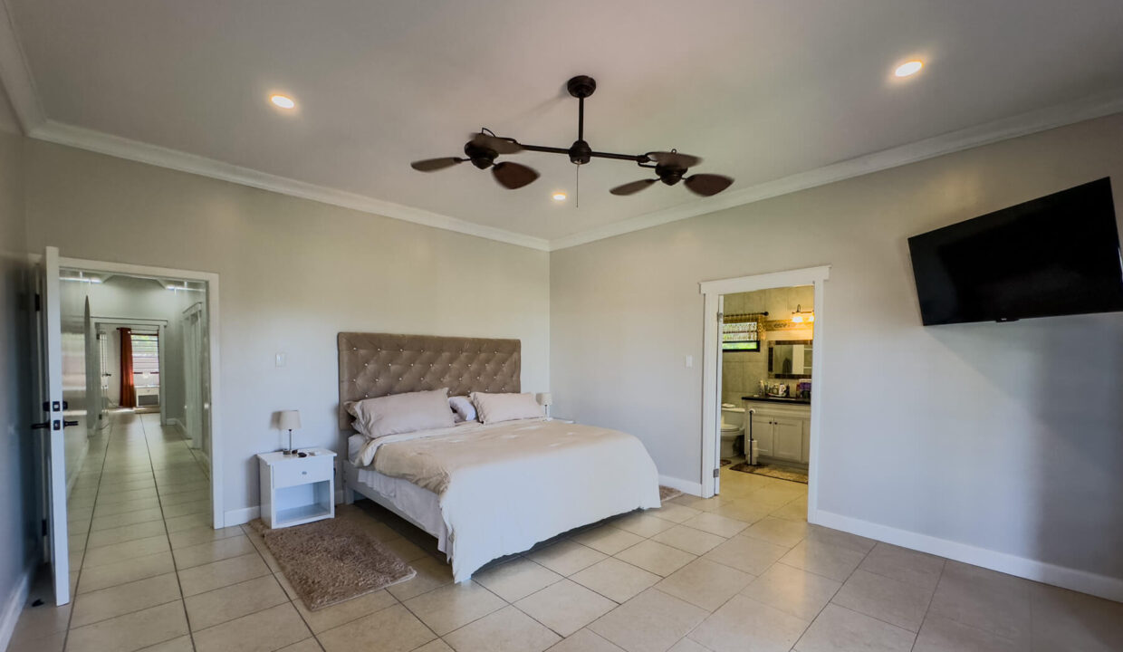 Four20Bedroom20Hillview20Home20Santa20Elena20Cayo2032