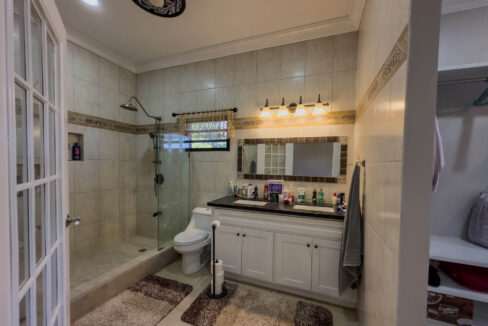 Four20Bedroom20Hillview20Home20Santa20Elena20Cayo2034