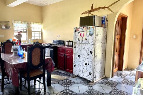 IMG_0182_kitchendining