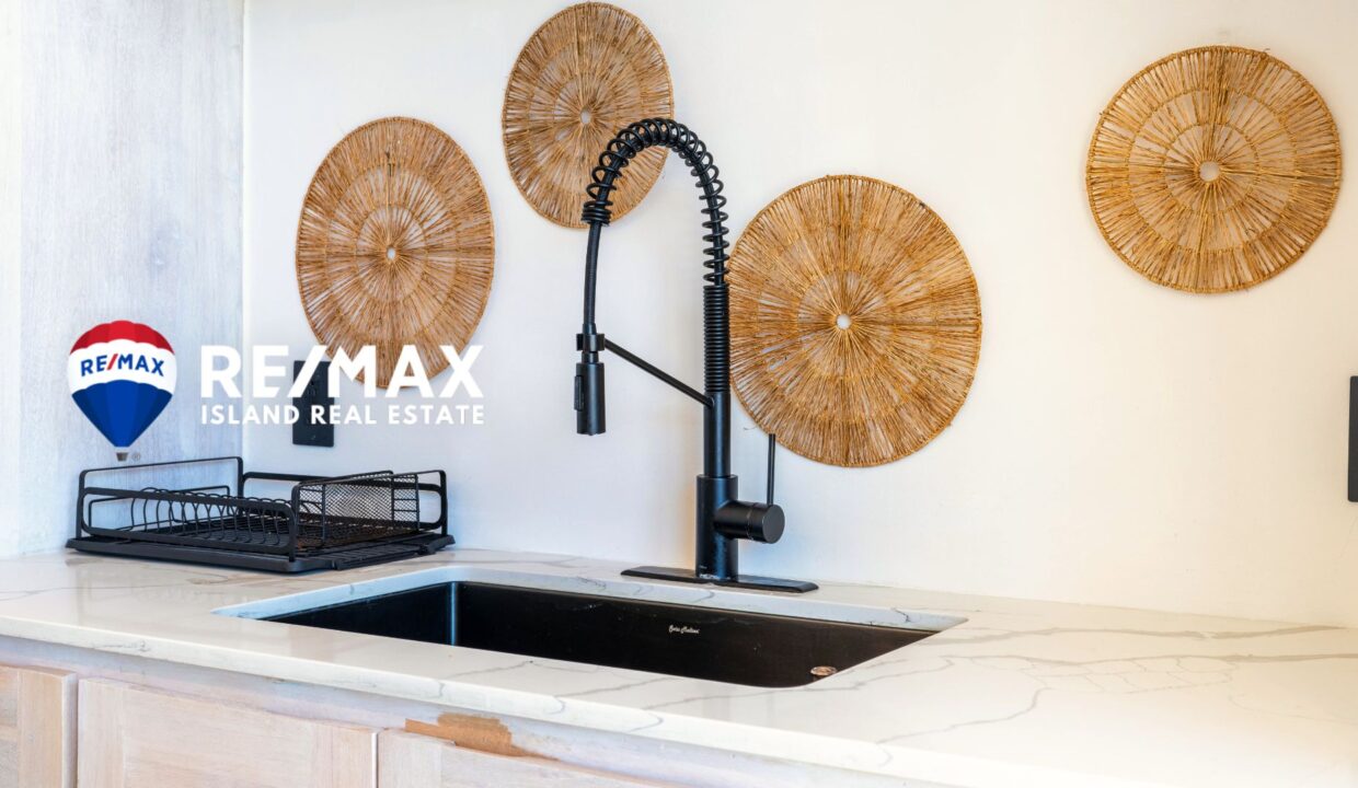LISA-CAYE-CAULKER-HOME-RESIZED-WATERMARKED-3
